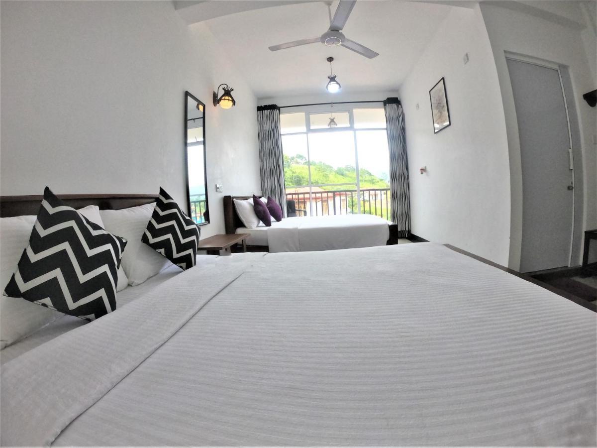 4 Aces Ella Hotel Ngoại thất bức ảnh